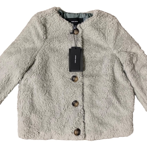 Vero Moda NWT Amanda Short Faux Fur Teddy in Mineral Gray Size XS - Picture 12 of 13